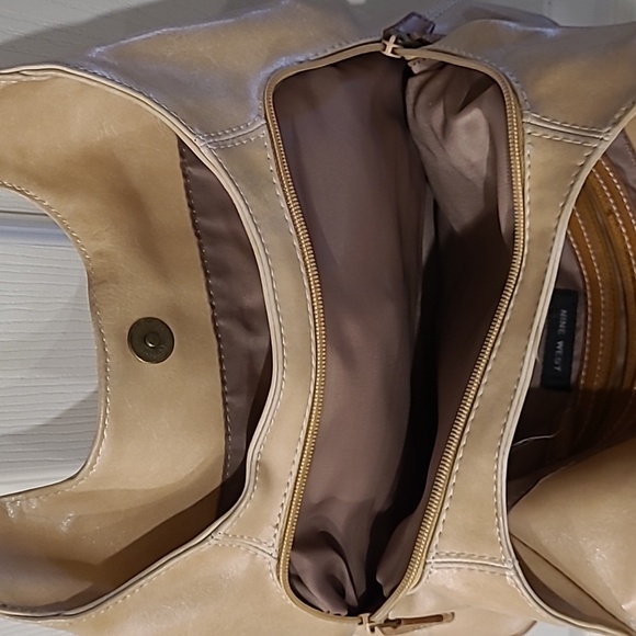 Nine west purse - Picture 4 of 4